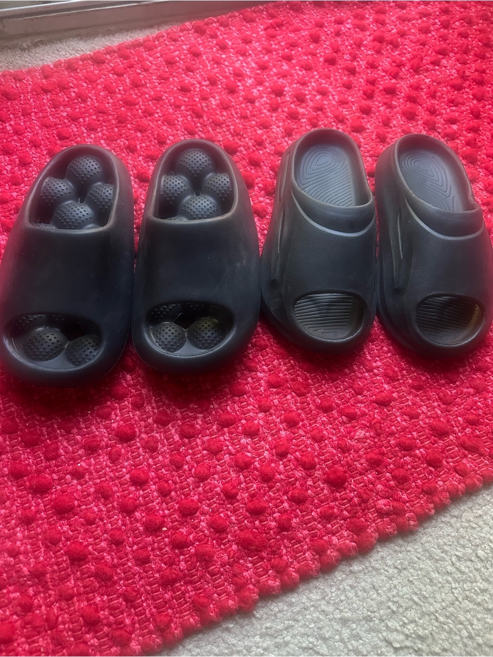 Black Slip-On Foam Clogs - Comfortable Water-Friendly Shoes size (W9/M7)&(8)